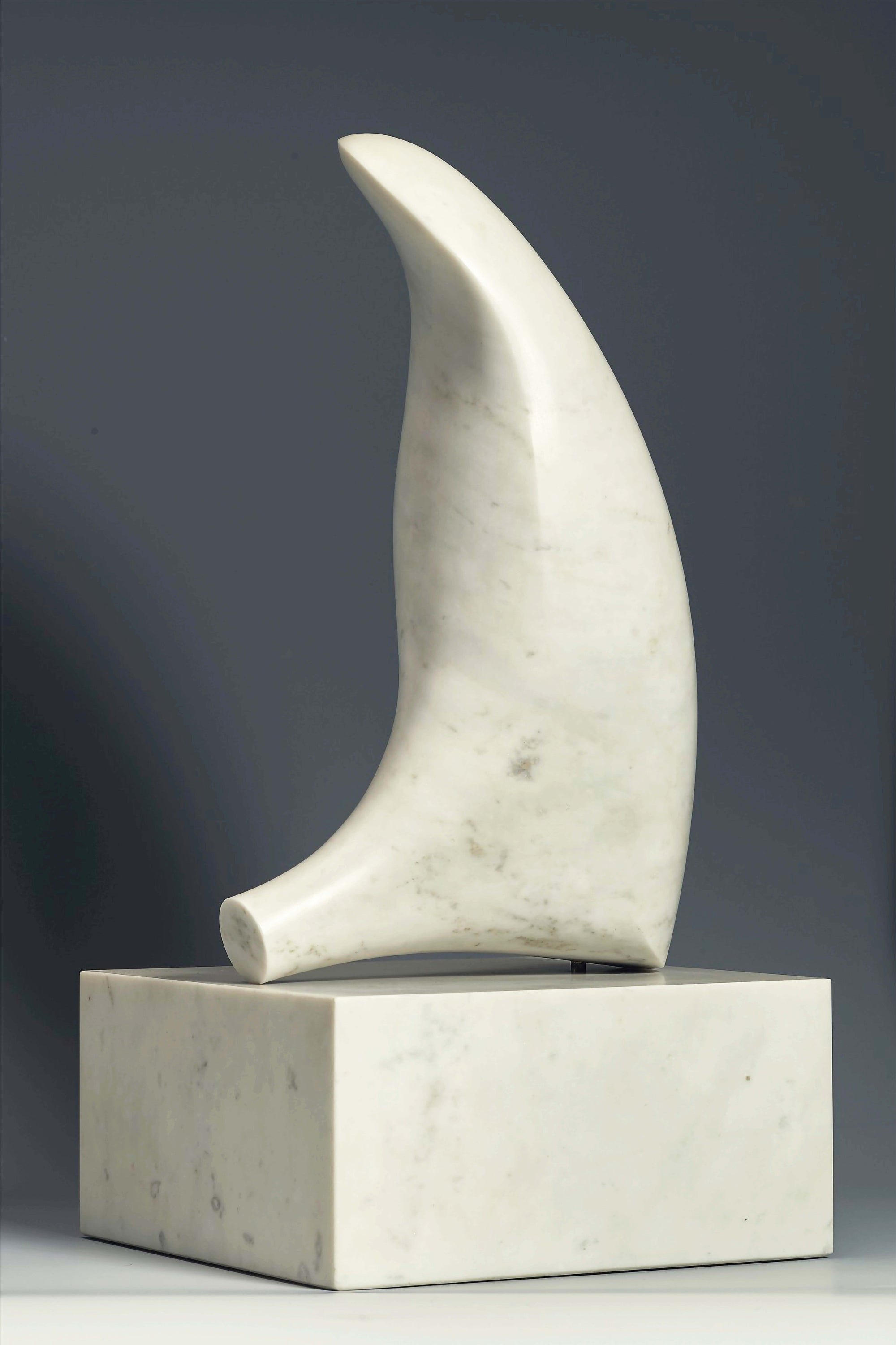 La Feuille Sculpture Omer Tiroche Gallery