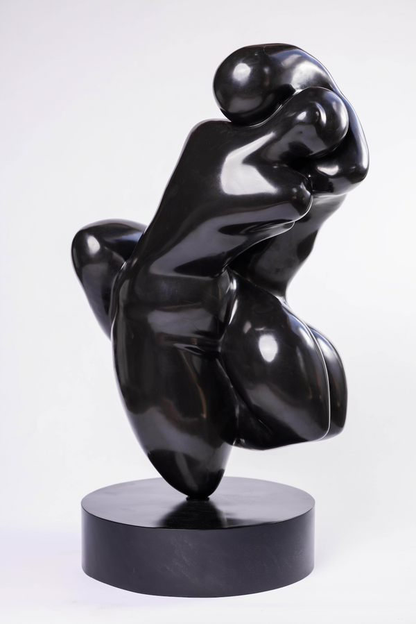 Abrazo (Monumental Size) Sculpture Alevon