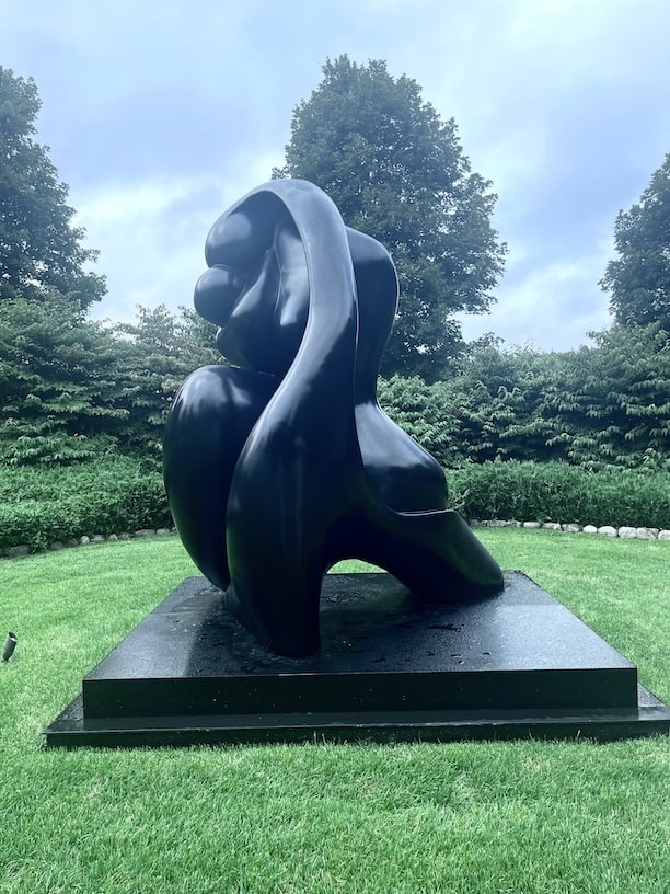 Mother and Child (Monumental Size) Sculpture Alevon