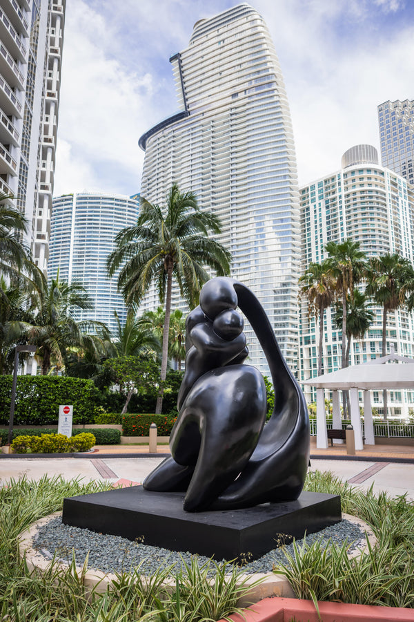 Mother and Child (Monumental Size) Sculpture Alevon